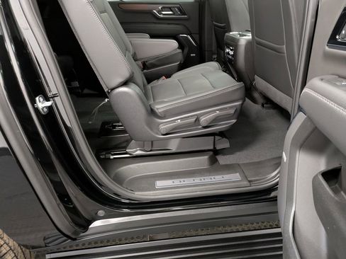 Used 2026 GMC Yukon XL Denali w/ Sun & Power Step Package AWD/4WD image 26