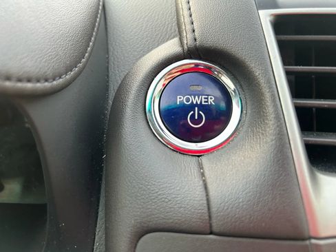 Used 2011 Lexus HS 250h image 21