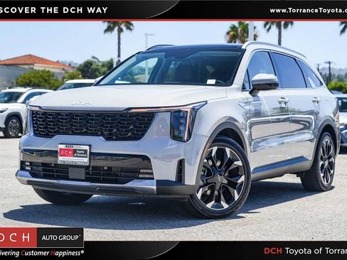 Used 2025 Kia Sorento EX w/ Panoramic Sunroof Package FWD image 1