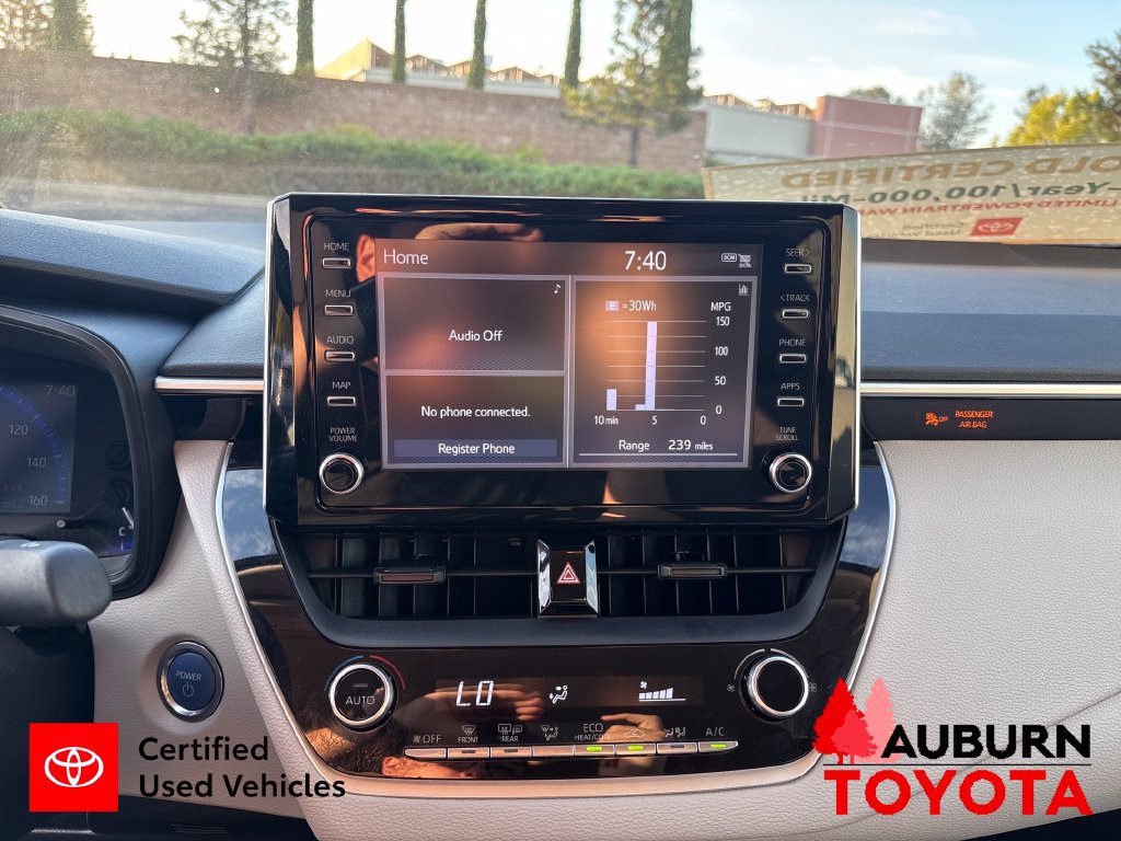 Certified 2020 Toyota Corolla LE FWD image 18