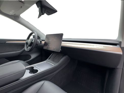 Used 2022 Tesla Model Y Performance image 30