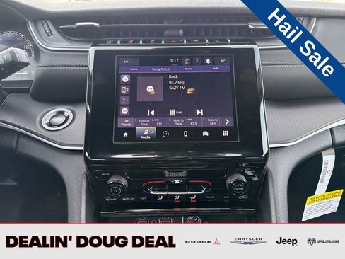 New 2026 Jeep Grand Cherokee Laredo image 25