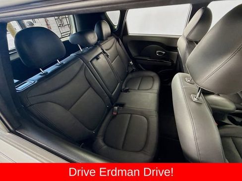 Used 2015 Kia Soul ! w/ Sun & Sound Package FWD image 27