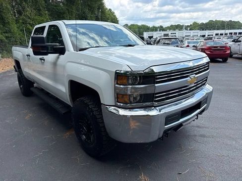 Used 2018 Chevrolet Silverado 2500 W/T w/ WT Convenience Package AWD/4WD image 7