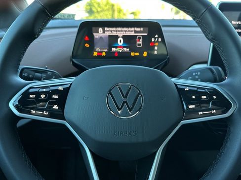New 2026 Volkswagen ID.4 Pro image 24