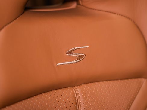 New 2026 Aston Martin DBX S image 44