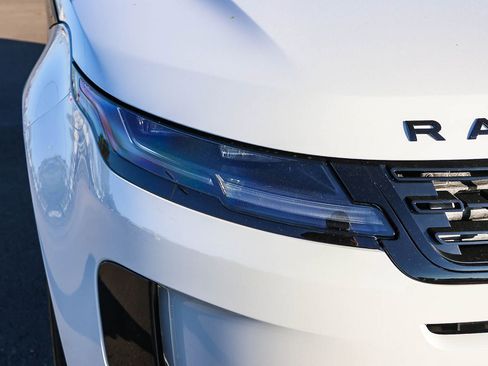 New 2026 Land Rover Range Rover Evoque S AWD/4WD image 15