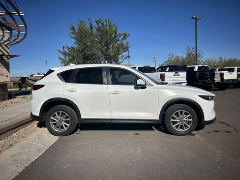 Used 2023 MAZDA CX-5 AWD 2.5 S image 2