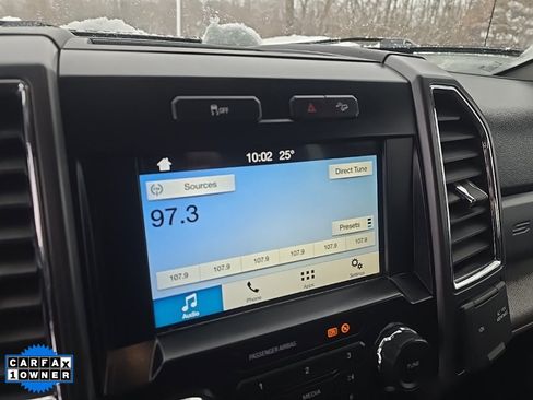 Used 2017 Ford F250 XLT w/ XLT Premium Package image 9