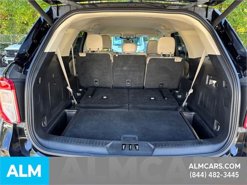 Used 2023 Ford Explorer XLT w/ Equipment Group 202A image 23