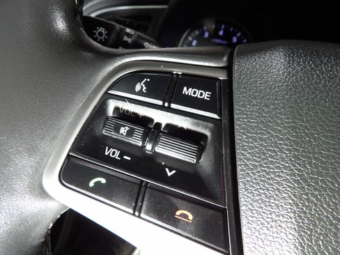 Used 2018 Hyundai Elantra Value Edition w/ Cargo Package image 20