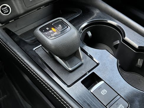 Used 2023 Nissan Rogue SL w/ SL Premium Package image 32