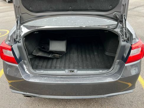 Used 2019 Subaru Legacy 2.5i Limited image 31