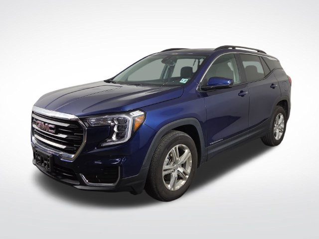 Used 2022 GMC Terrain SLE w/ Driver Convenience Package FWD image 2