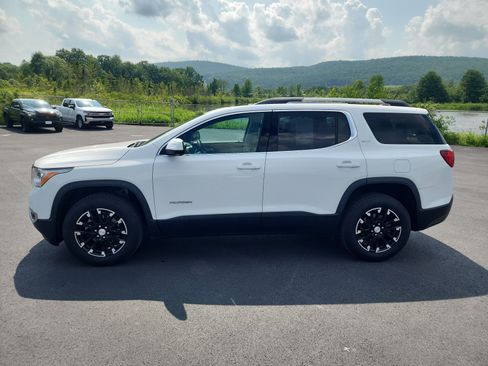 Used 2019 GMC Acadia SLT w/ LPO, Floor Liner Package AWD/4WD image 5