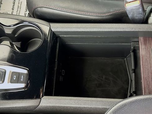 Used 2022 Honda Pilot Black Edition image 17