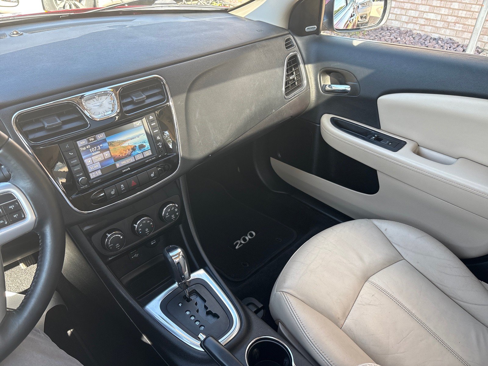 Used 2014 Chrysler 200 Limited w/ Sun/Sound Group FWD image 16