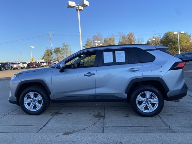 Used 2021 Toyota RAV4 XLE FWD image 7