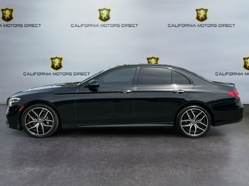Used 2022 Mercedes-Benz E 350 Sedan w/ AMG Line Exterior image 2