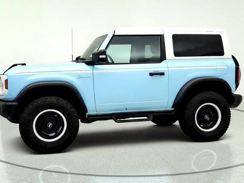 Used 2024 Ford Bronco Heritage Edition AWD/4WD image 8