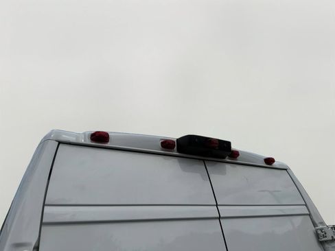 Used 2025 RAM ProMaster 2500 w/ Convenience Group FWD image 28