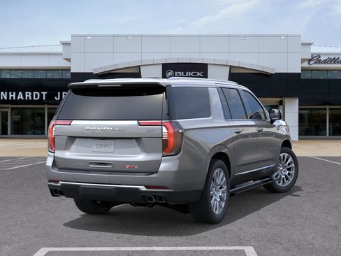 New 2026 GMC Yukon XL Denali w/ Denali Reserve Package AWD/4WD image 6
