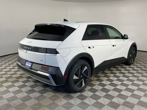 New 2026 Hyundai Ioniq 5 SEL AWD/4WD image 6