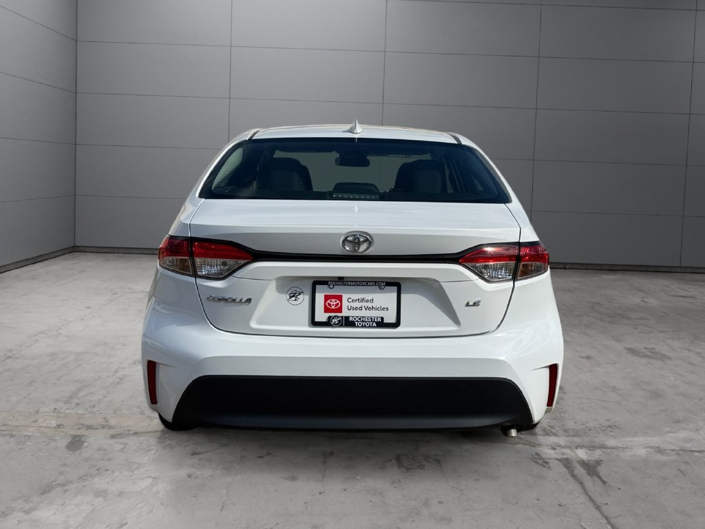Certified 2024 Toyota Corolla LE FWD image 4