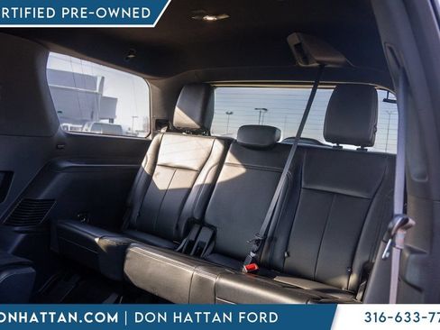 Used 2021 Ford Expedition XLT AWD/4WD image 19