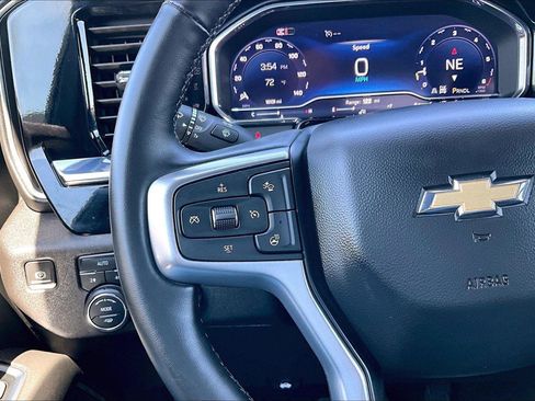 Used 2024 Chevrolet Silverado 1500 LT AWD/4WD image 19