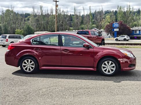 Used 2012 Subaru Legacy 2.5i w/ Alloy Wheel Pkg AWD/4WD image 8