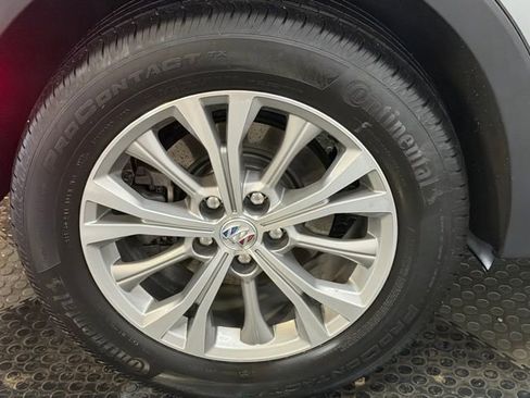 Certified 2023 Buick Envision Preferred image 13