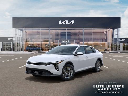 New 2026 Kia K4 FWD image 1