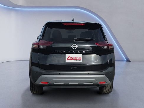 Used 2023 Nissan Rogue SV FWD image 4