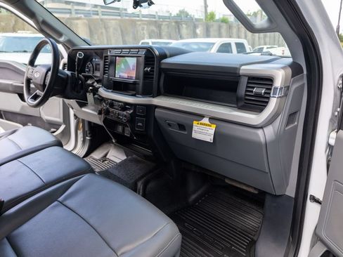 Used 2023 Ford F350 XL AWD/4WD image 14