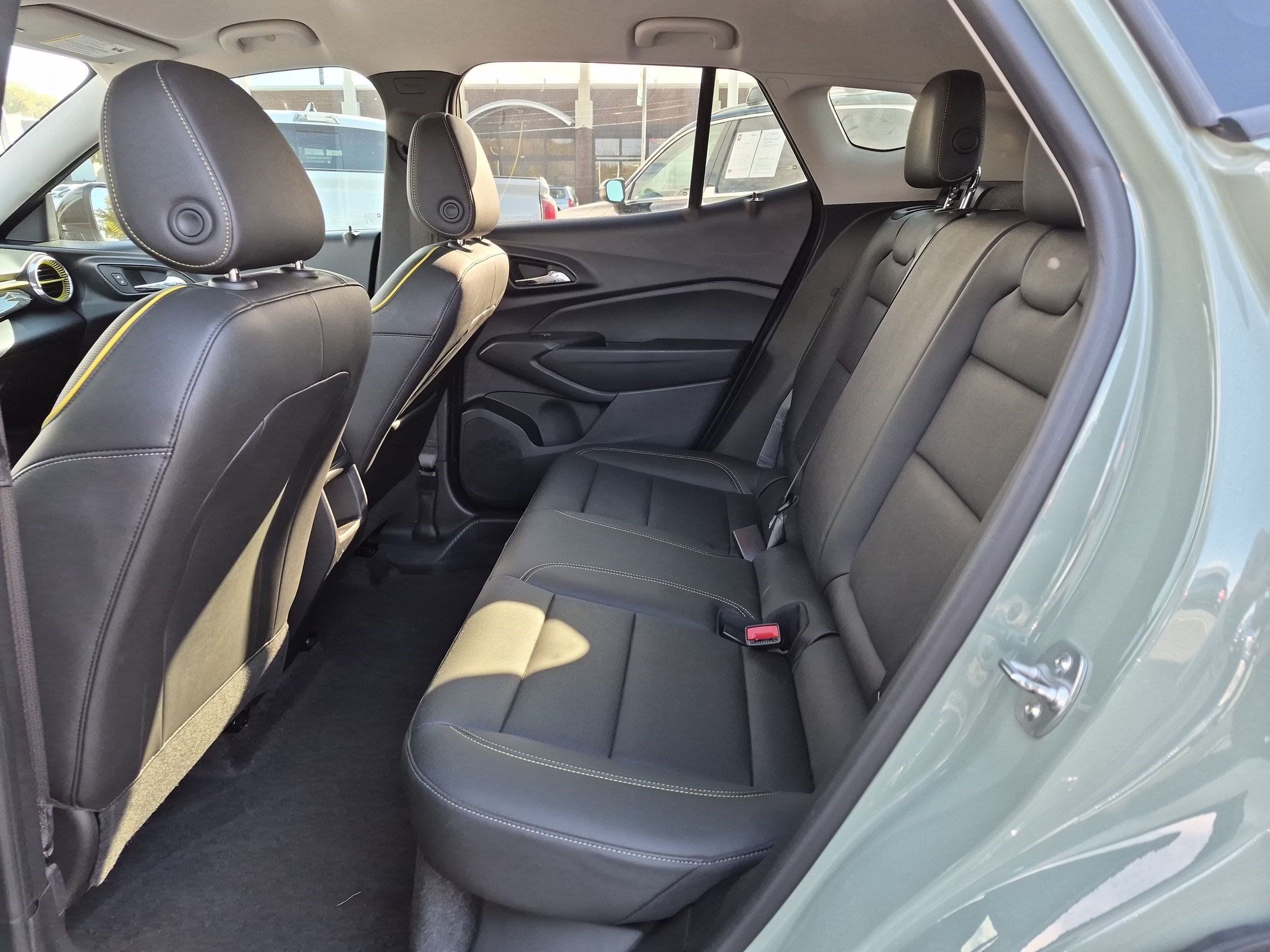 Used 2025 Chevrolet Trax ACTIV w/ Driver Confidence Package FWD image 27