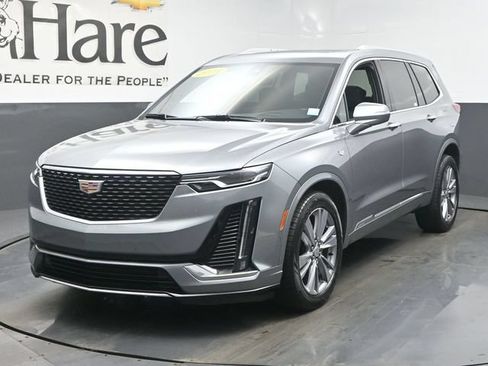 Used 2024 Cadillac XT6 Premium Luxury w/ Technology Package AWD/4WD image 35