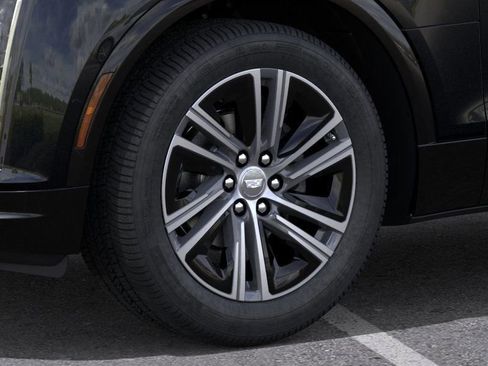 New 2025 Cadillac Lyriq Luxury image 9