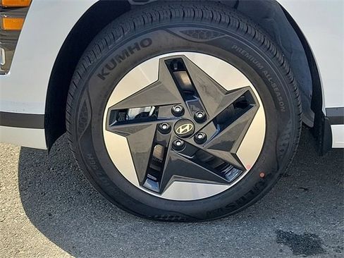 New 2025 Hyundai Kona SEL image 20