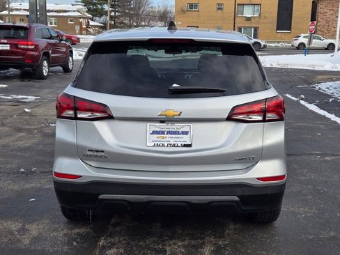 Used 2022 Chevrolet Equinox LT image 12