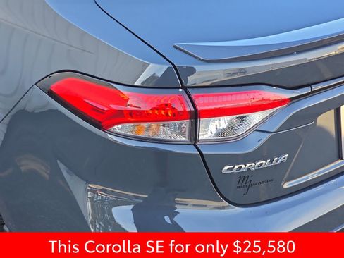 Used 2026 Toyota Corolla SE image 39