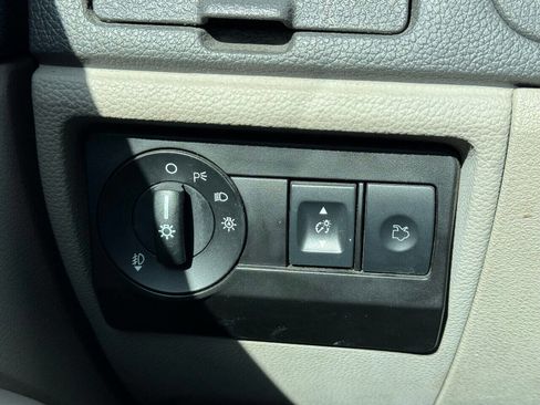 Used 2010 Mercury Milan Premier image 17