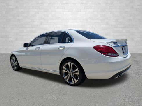 Used 2018 Mercedes-Benz C 300 Sedan image 4