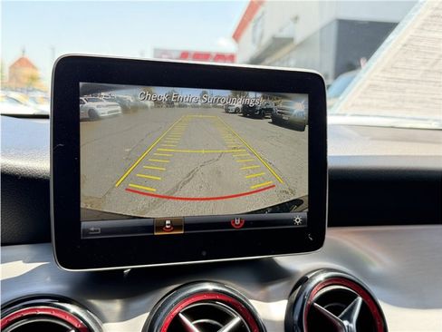 Used 2017 Mercedes-Benz CLA 250 4MATIC image 50