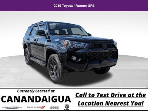 Used 2019 Toyota 4Runner SR5 AWD/4WD image 1