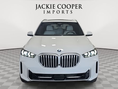 Used 2026 BMW X5 xDrive50e w/ Climate Comfort Package image 2