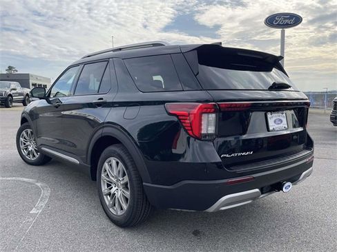 New 2026 Ford Explorer Platinum image 3