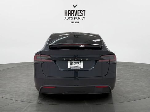 Used 2024 Tesla Model X image 5