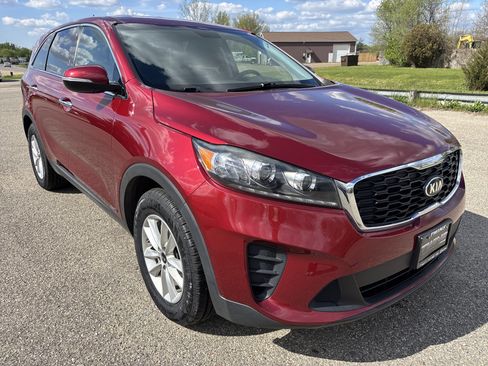 Used 2019 Kia Sorento AWD image 1