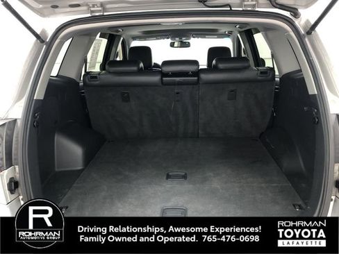 Used 2009 Hyundai Santa Fe Limited w/ Navigation Pkg 5 image 24